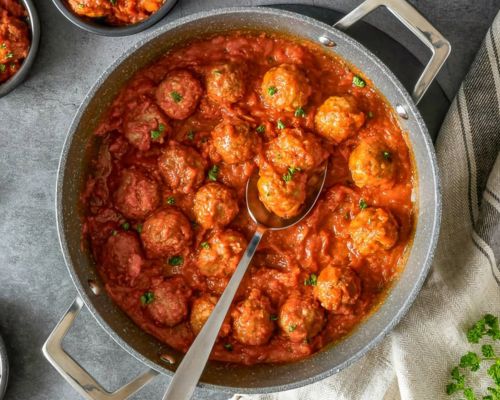 Albóndigas con tomate