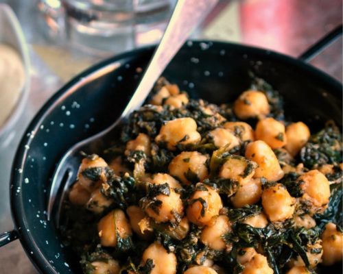 Garbanzos de bote con calabaza y espinacas